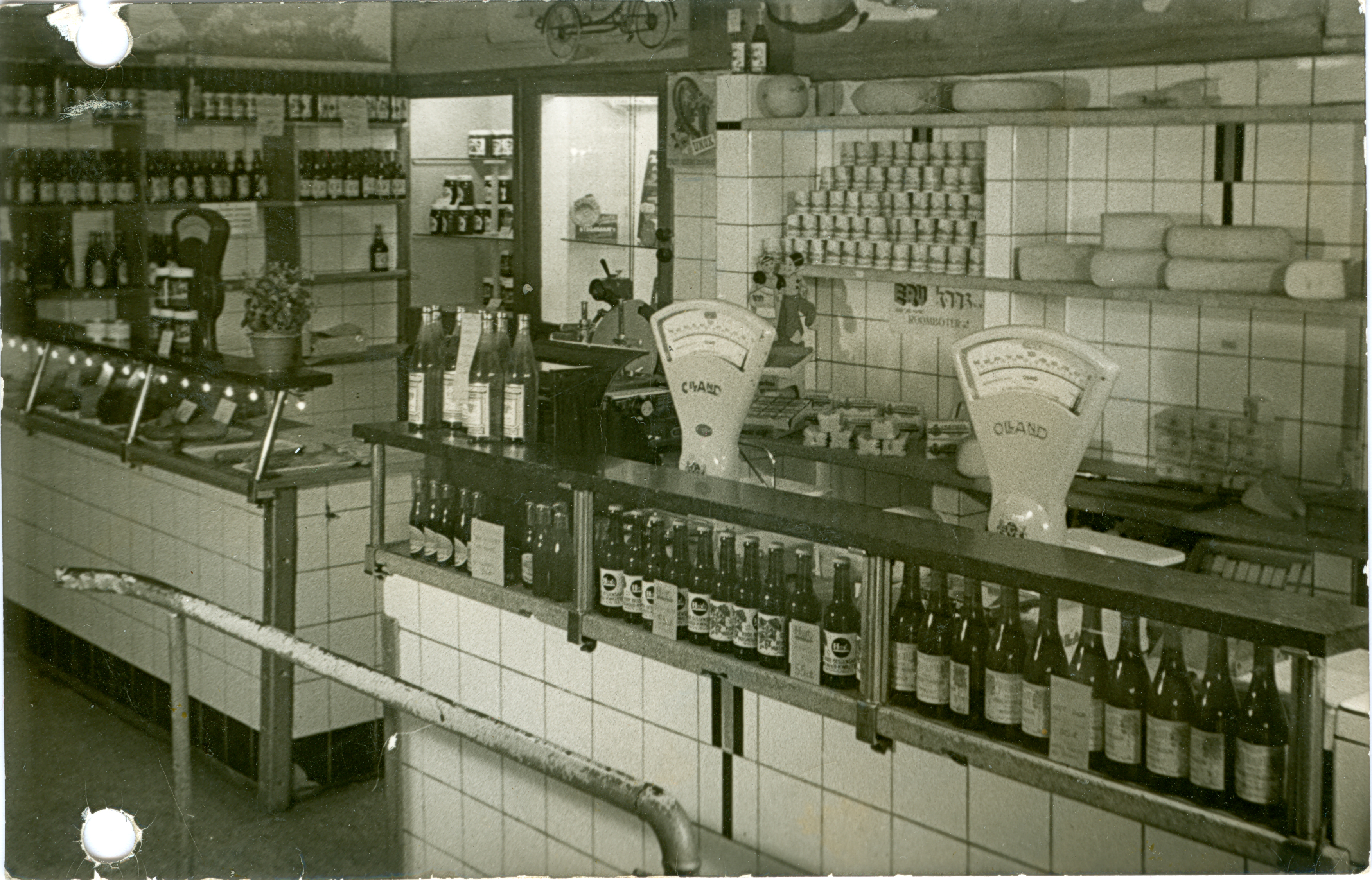 Klik voor foto in apart venster dirk_van_den_broek_mercatorplein.jpg